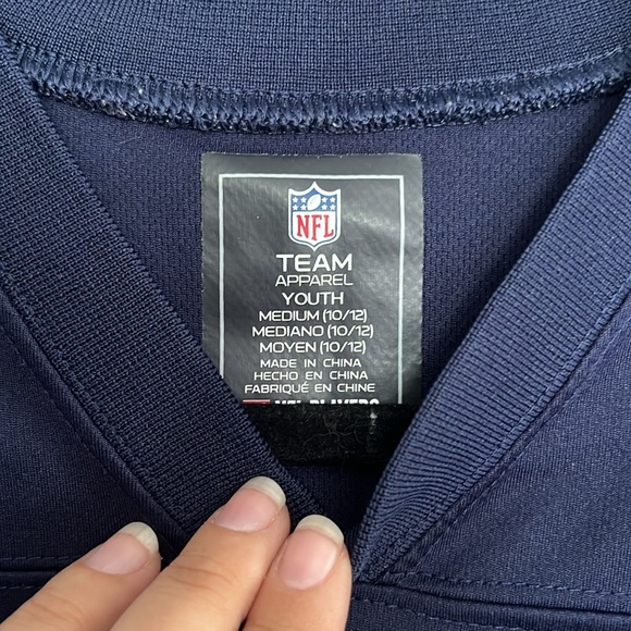 Patriots Dont’a Hightower Jersey - Picture 4 of 6